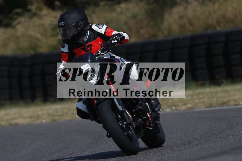 Archiv-2023/28 05.06.2023 Moto Club Anneau du Rhin/blanc-novice/38